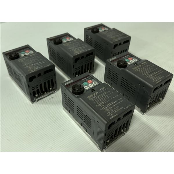 Lot of (5) Mitsubishi #FR-D720-0.1K Inverters