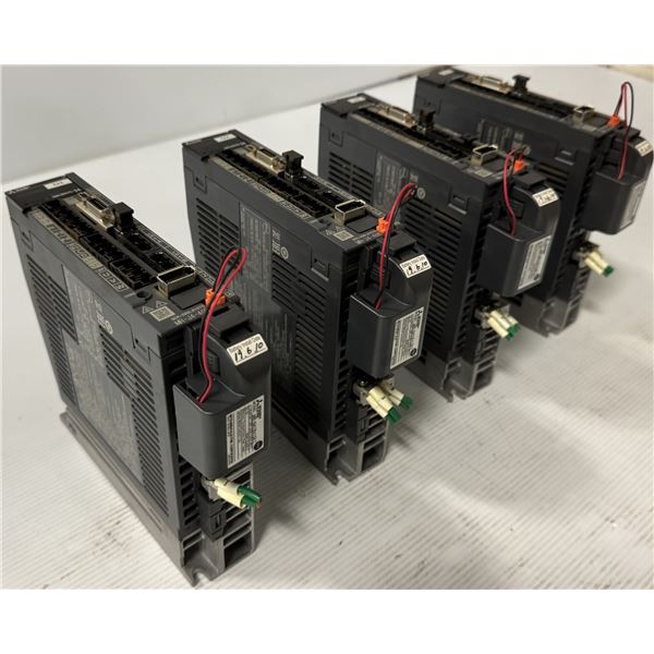 (4) Mitsubishi #MR-J4-40B AC Servo Drive