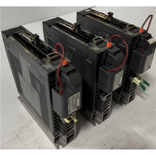 (3) Mitsubishi #MR-J4-40B AC Servo Drives