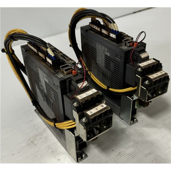 (2) Mitsubishi #MR-J4-40B-RJ020 AC Servo Drive