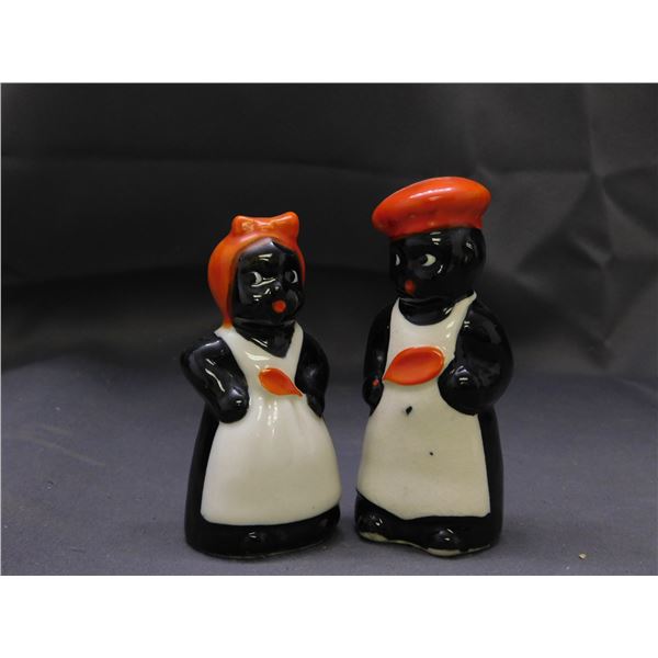 Hand Painted Black Americana Mammy and Pappy Salt and Pepper Shakers