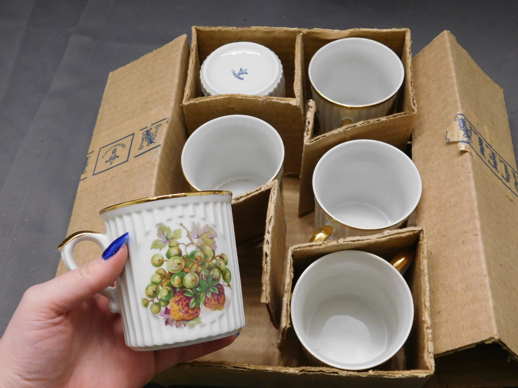 Czechoslovakia Set of 6 Porcelain Coffee Cups w Original Box