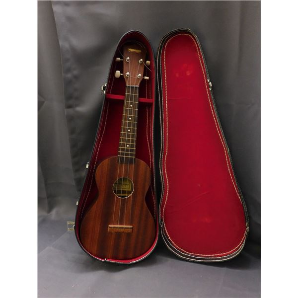 Hohner Model HU-20 Ukulele