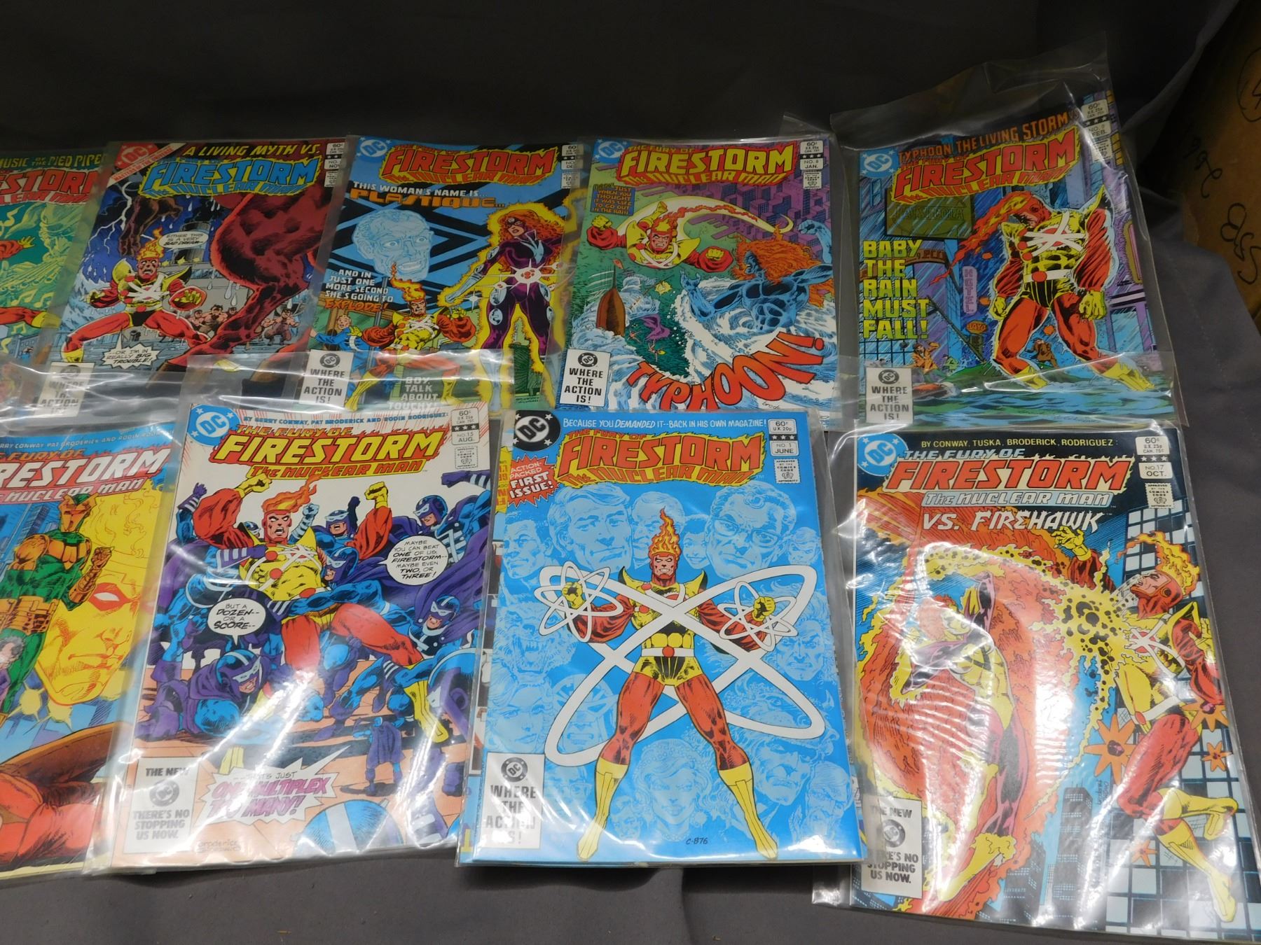 Lot of Fire Storm Issues #1-15, #17 Vintage Comics DC