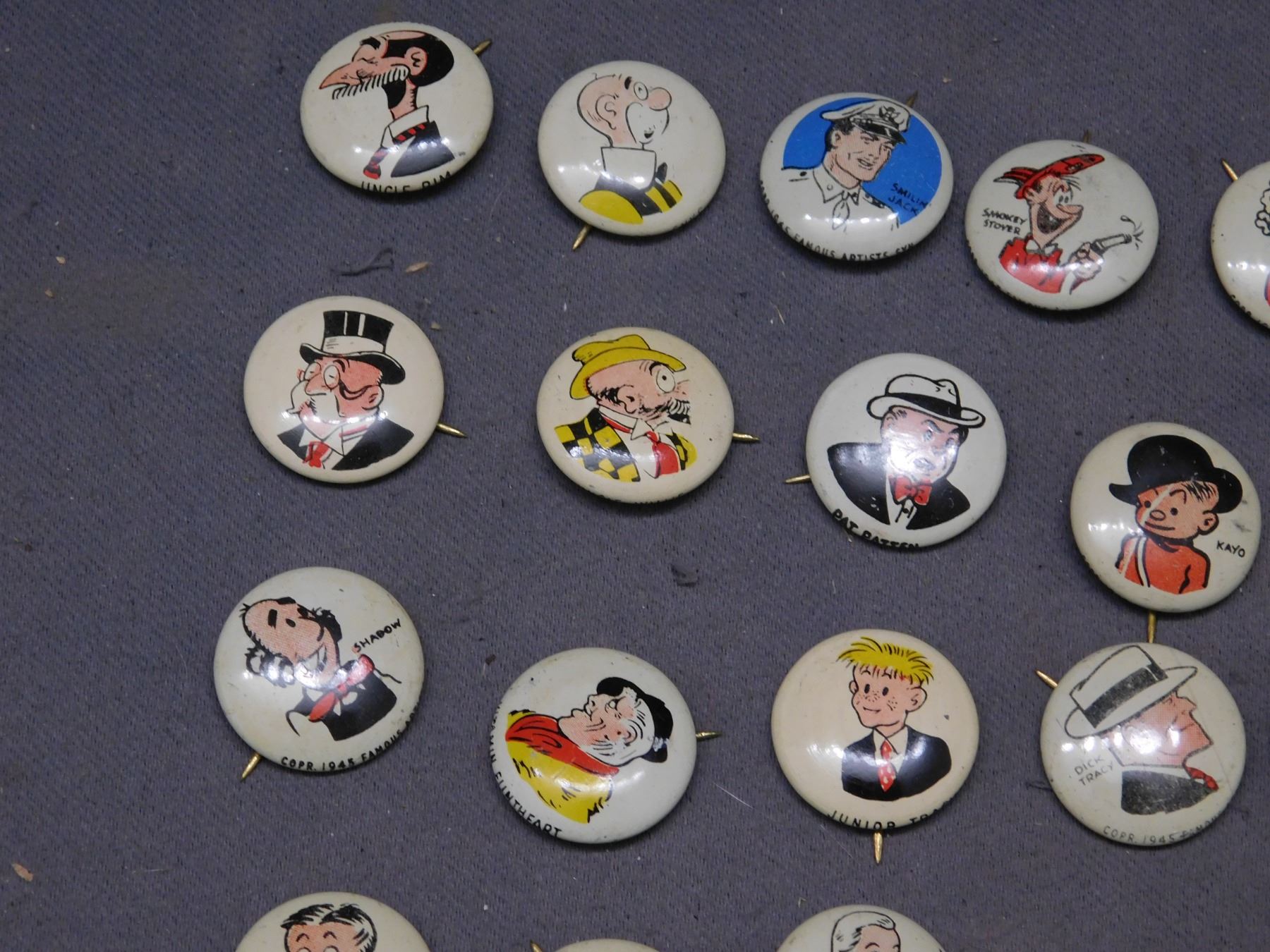 Lot of approx 30 1940s Kelloggs Pep Buttons, Superman, Dick Tracy