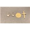 Image 1 : TWO 10K PENDANTS & PAIR 10K EARRINGS (4.2G)