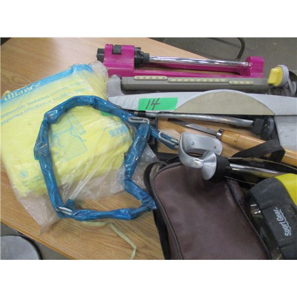 FLAT C/W LAWN SPRINKLERS, KEY BOARD, FLASHLITE, ETC