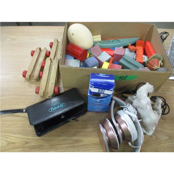 BOX C/W WOOD TOYS, PHONE, ORNAMENTS, MISC