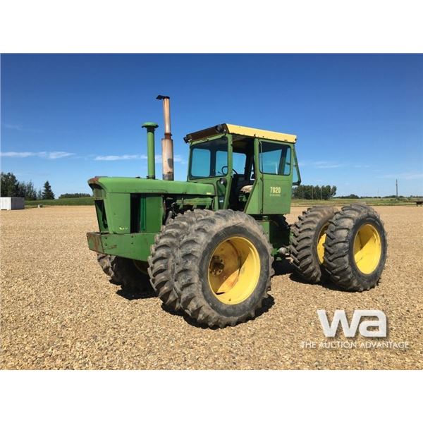 JOHN DEERE 7020 4WD TRACTOR
