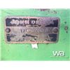 Image 6 : JOHN DEERE 7020 4WD TRACTOR