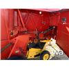 Image 11 : 2001 NEW HOLLAND 688 ROUND BALER
