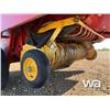 Image 6 : 2001 NEW HOLLAND 688 ROUND BALER