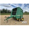 Image 1 : 1987 JOHN DEERE 530 ROUND BALER