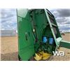 Image 8 : 1987 JOHN DEERE 530 ROUND BALER