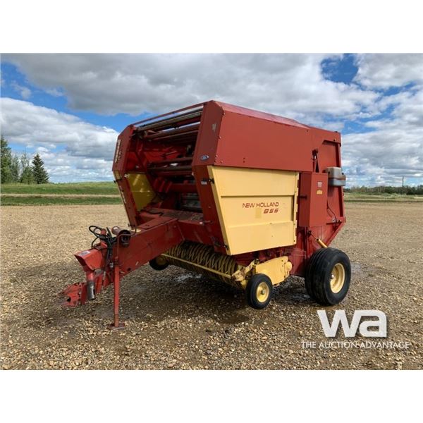 NEW HOLLAND 855 ROUND BALER