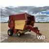 Image 2 : NEW HOLLAND 855 ROUND BALER
