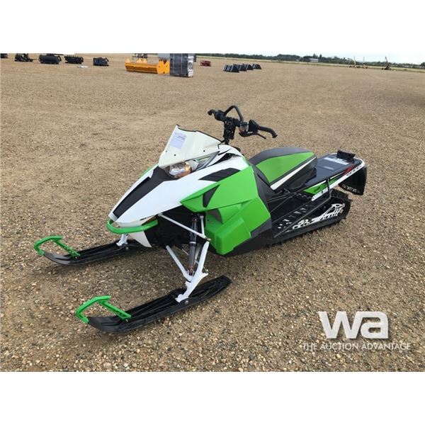 2016 ARCTIC CAT M6000 SNOWMOBILE