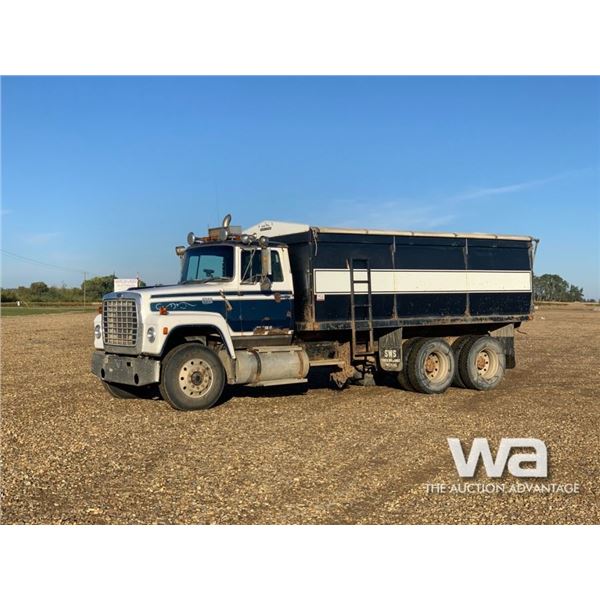 1976 FORD CONVENTIONAL 9000 T/A GRAIN TRUCK