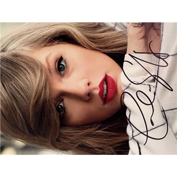 Taylor Swift signed photo