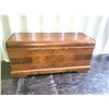 Image 2 : Lane Cedar Chest C