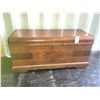 Image 3 : Lane Cedar Chest C