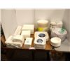 Image 1 : LOT "TAKE OUT" ASST