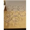 Image 2 : LOT DE 11 COUPES À MARTINI CRATE 
