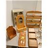 Image 2 : LOT D'ARTICLES EN BOIS ASST