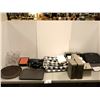 Image 1 : LOT D'ARTICLES DE RESTAURANT