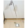 Image 1 : LAMPE SUR PIED