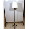 Image 1 : LAMPE SUR PIED