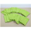 Image 1 : LOT DE 35 NAPKINS VERT EN TISSUE