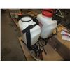 Image 1 : 2 Chapman Backpack Sprayers