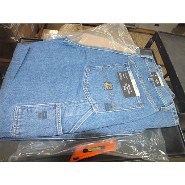 2 Pairs Of Men's Jeans