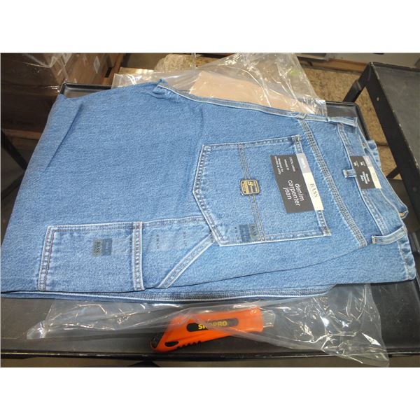 2 Pairs Of Men's Jeans