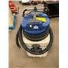 Image 1 : Windsor Commercial Vacuum