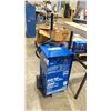 Image 1 : ASSOCIATED BATTERY CHARGER. 40/10 AMP, 200 AMP 12 VOLT ENGINE START MODEL US18