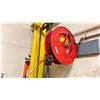 Image 2 : LINCOLN WALL MOUNT AIR HOSE REEL WITH HOSE