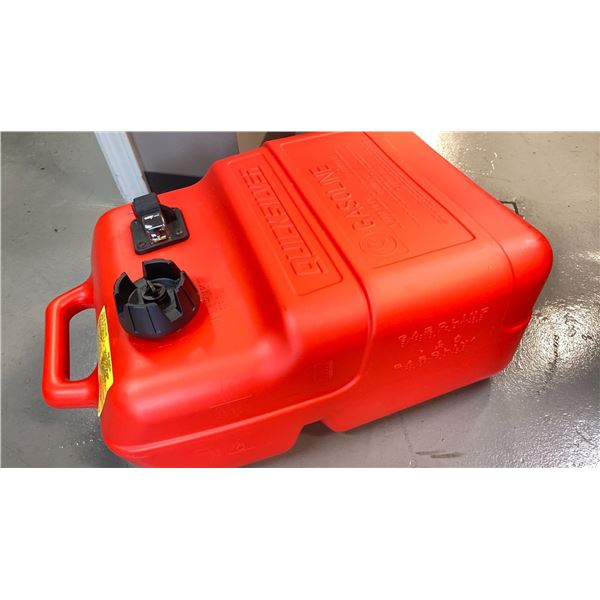 NEW QUICKSILVER OUTBOARD 25L GAS TANK.