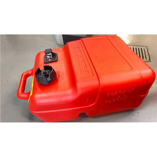 NEW QUICKSILVER OUTBOARD 25L GAS TANK.