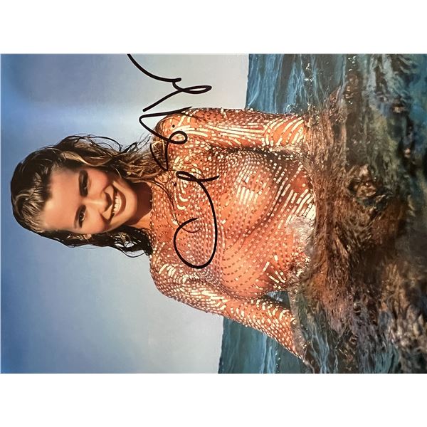 Supermodel Claudia Schiffer signed photo