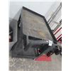 Image 1 : Rubbermaid Storage Cart