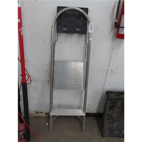 Alum. Small Stepladder
