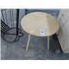 Image 1 : Decorator Table