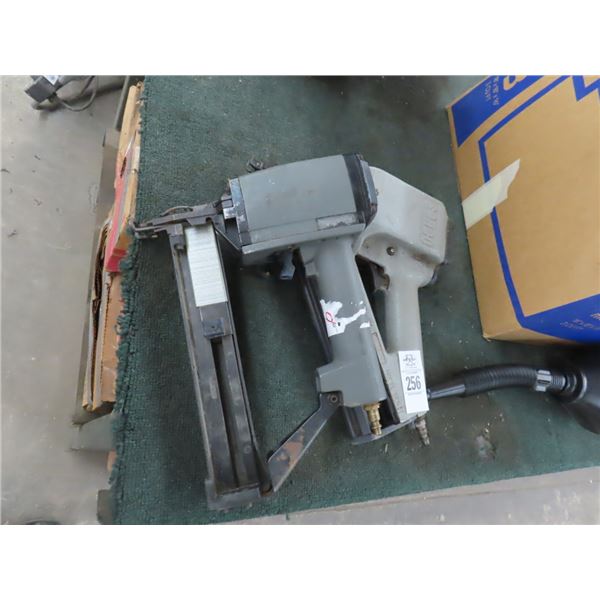 Senco Air Staplers - 2