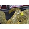 Image 2 : Lighted Christmas Elephants w/Ball Pair