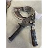 Image 2 : 2 CABLE CUTTERS