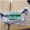 Image 2 : CASE OF 60 ANTI-FOG SAFETY GOGGLES