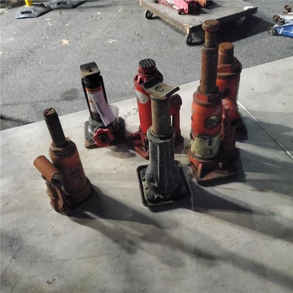 6 BOTTLE JACKS