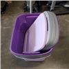 Image 4 : 6 STORAGE TOTES WITH LIDS